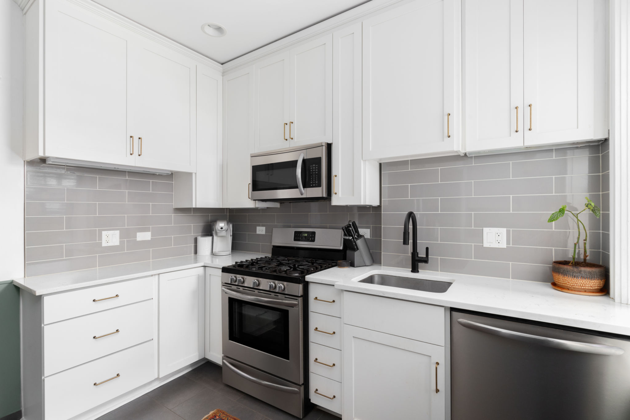 small kitchen renovation