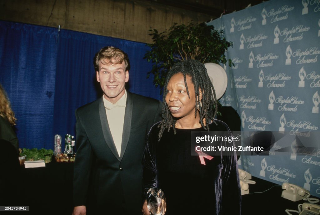 21st People's Choice Awards - Press Room