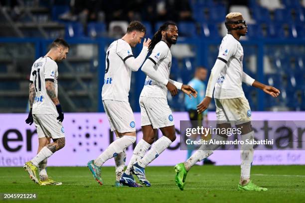 Andre-Frank Zambo Anguissa of SSC Napoli celebrates after teammate Amir Rrahmani scores his team's first goal during the Serie A TIM match between US...