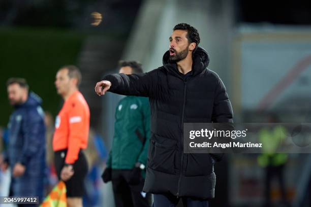 Head coach Alvaro Arbeloa of Real Madrid gestures during the UEFA Youth League Round of 16 match between Real Madrid and RB Leipzig at Estadio...