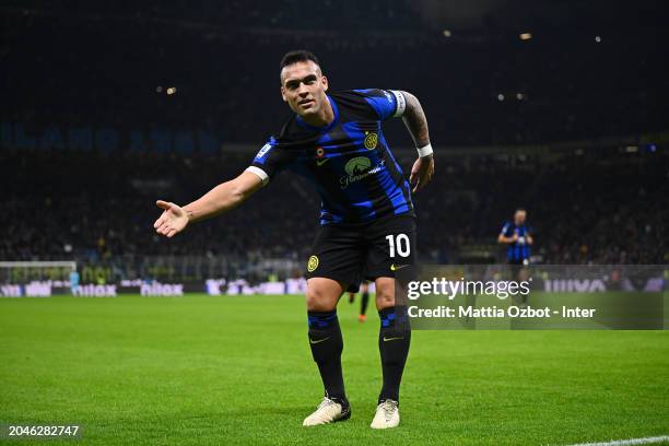 Lautaro Martinez of FC Internazionale celebrates after scoring their team's second goal during the Serie A TIM match between FC Internazionale and...