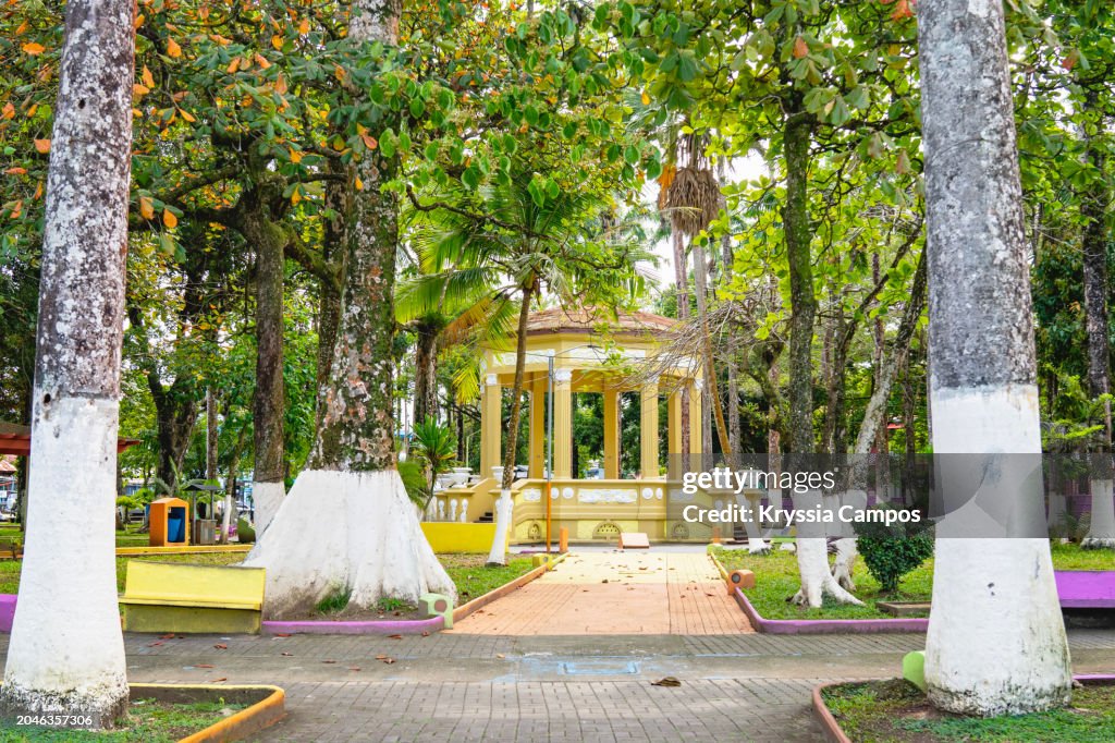 Public Park in Puerto Limón: Parque Vargas