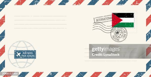 stockillustraties, clipart, cartoons en iconen met blank air mail grunge envelope with palestine postage stamp. vintage postcard vector illustration with palestinian national flag isolated on white background. retro style. - palestijnse vlag