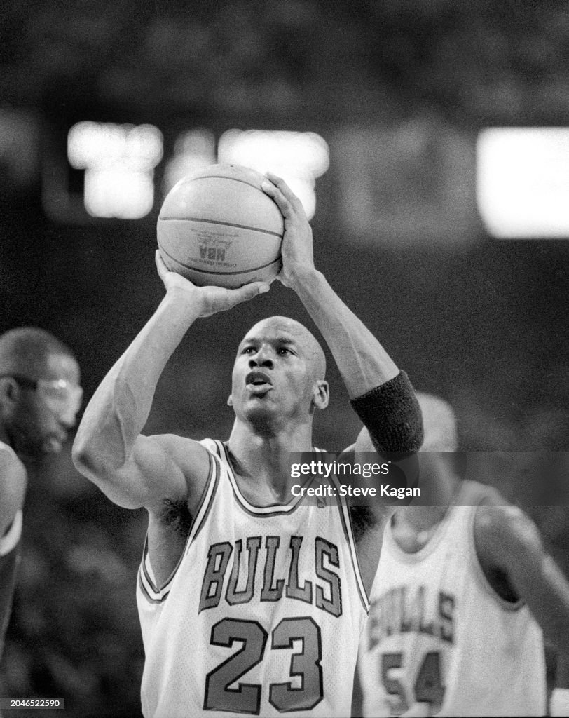 Bulls Vs Lakers In Game One Of The 1991 NBA Finals