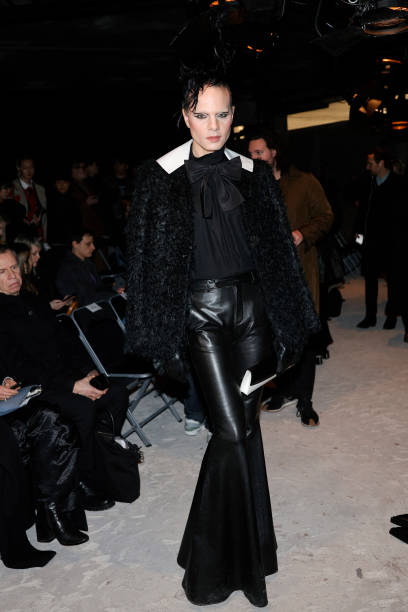 FRA: Comme des Garçons : Front Row - Paris Fashion Week - Womenswear Fall/Winter 2024-2025