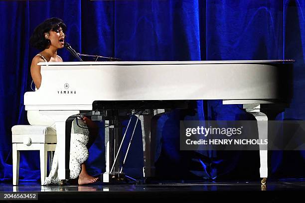 7,029 Rachel (Singer) Stock Photos, High-Res Pictures, and Images ...