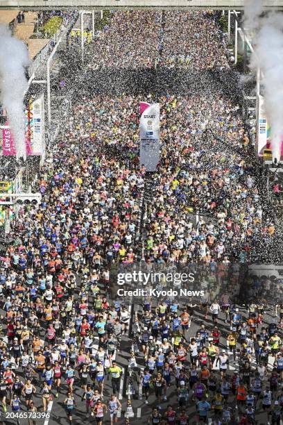 Runners set off from the Tokyo metropolitan government building for the Tokyo Marathon on March 3, 2024.
