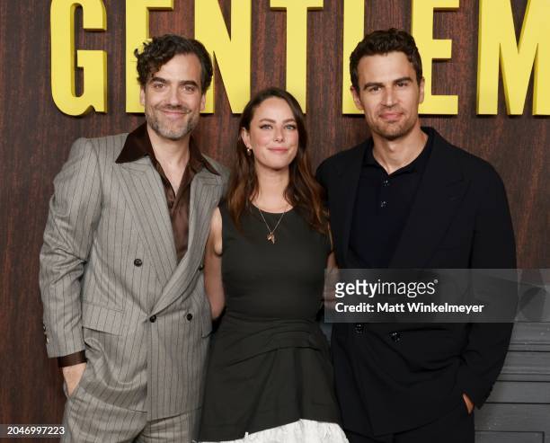 Daniel Ings, Kaya Scodelario and Theo James attend Netflix's "The Gentlemen" photo call at Netflix Tudum Theater on February 28, 2024 in Los Angeles,...