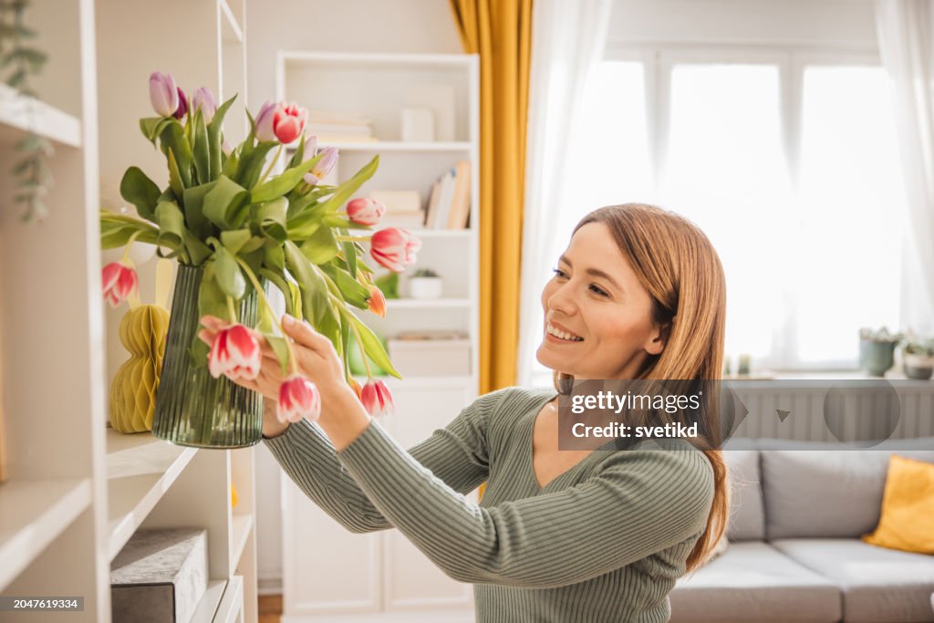 Decorating home for Easter