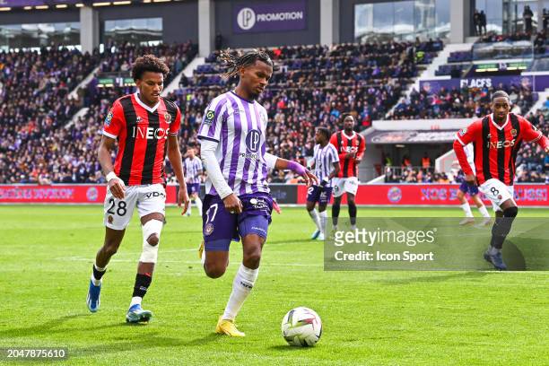 Yann GBOHO of Toulouse and Hicham BOUDAOUI, Pablo ROSARIO of Nice during the Ligue 1 Uber Eats match between Toulouse and Nice at Stadium Municipal...