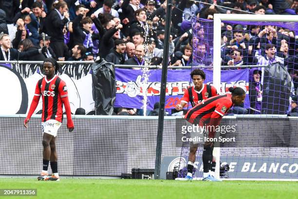 Jordan LOTOMBA, Hicham BOUDAOUI and Pablo ROSARIO of Nice looks dejected during the Ligue 1 Uber Eats match between Toulouse and Nice at Stadium...