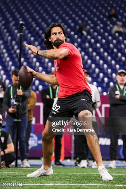 Sam Hartman Pool Sam Hartman Photos and Premium High Res Pictures - Getty Images