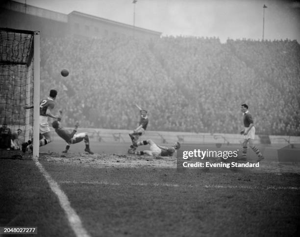 Chelsea Football Club and West Bromwich Albion Football Club players in action during a League Division 1 match at Stamford Bridge, London, February...