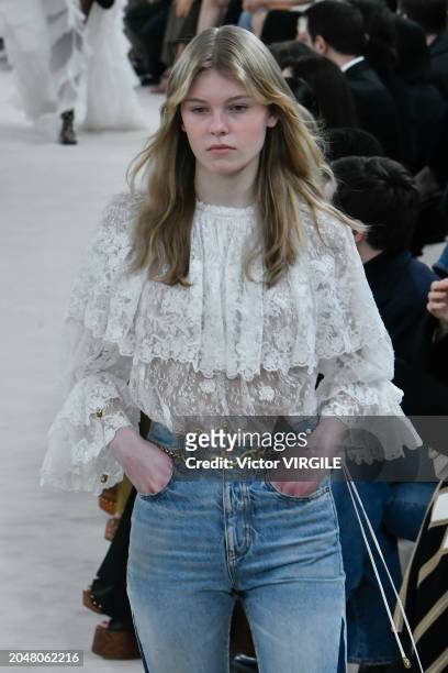 Model walks the runway during the Chloe Ready to Wear Fall/Winter 2024-2025 fashion show as part of the Paris Fashion Week on February 29, 2024 in...