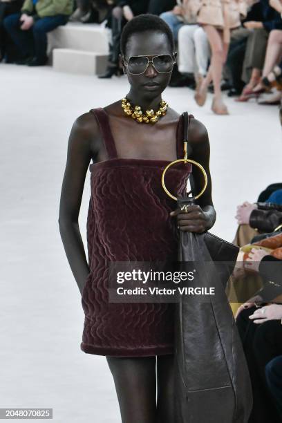 Model walks the runway during the Chloe Ready to Wear Fall/Winter 2024-2025 fashion show as part of the Paris Fashion Week on February 29, 2024 in...