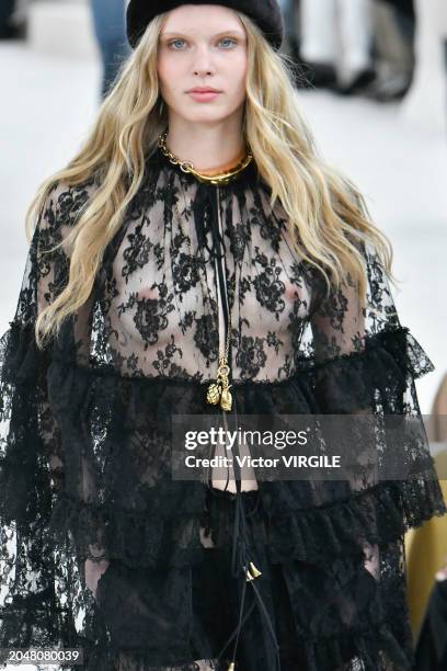 Model walks the runway during the Chloe Ready to Wear Fall/Winter 2024-2025 fashion show as part of the Paris Fashion Week on February 29, 2024 in...