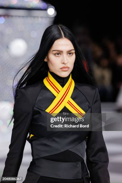 Amelia Gray walks the runway during the Off-White Womenswear Fall/Winter 2024-2025 show at Carrousel du Louvre as part of Paris Fashion Week on...