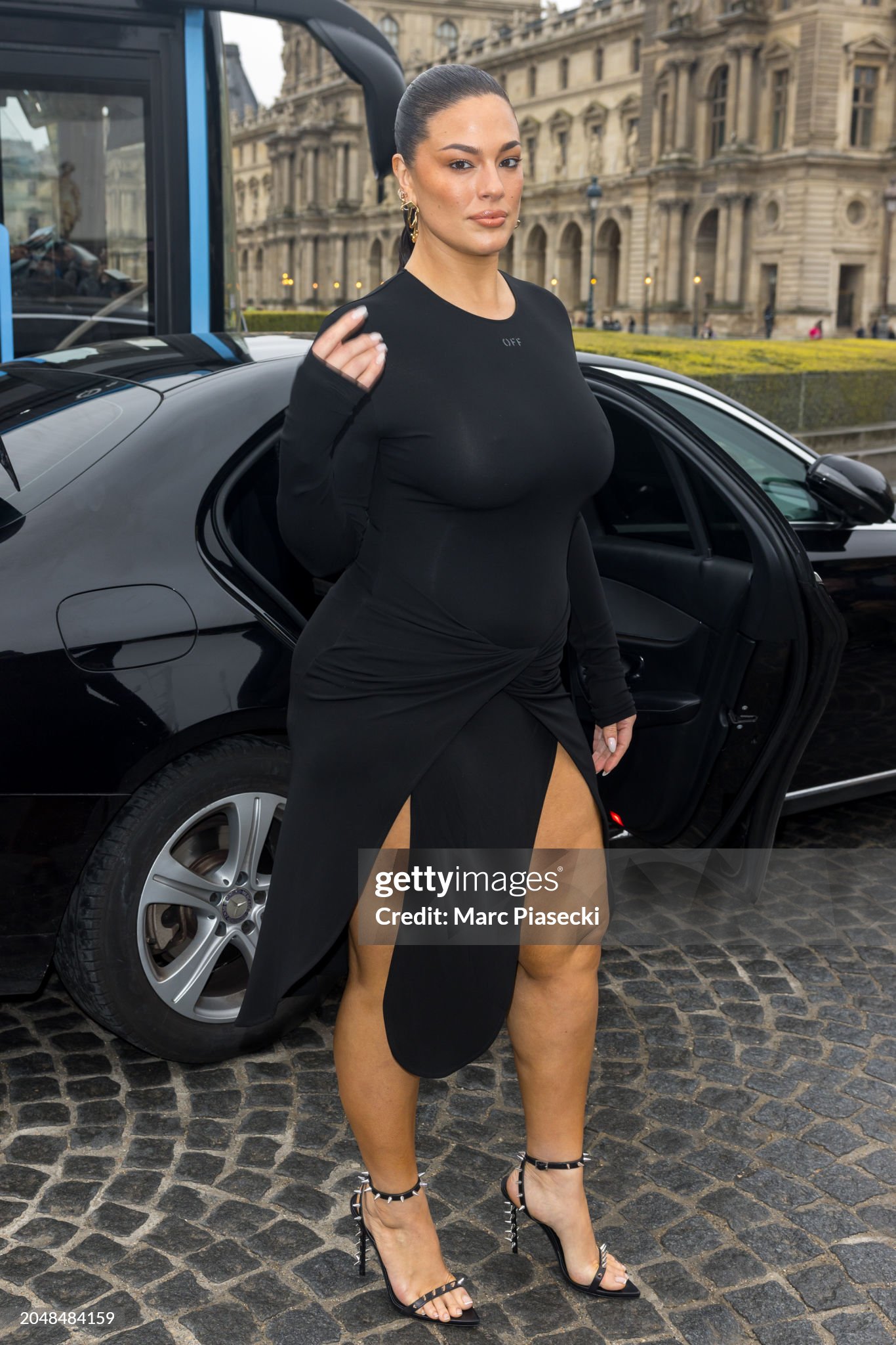 paris-france-ashley-graham-attends-the-off-white-womenswear-fall-winter-2024-2025-show-as-part.jpg