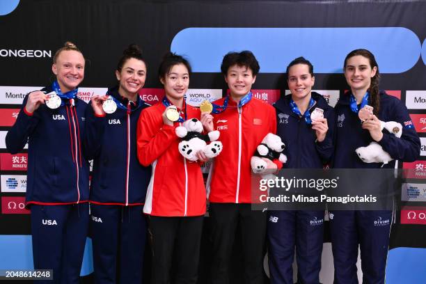 Kassidy Cook and Sarah Bacon of the United States of America, Yani Chang and Yiwen Chen of the People's Republic of China and Anabelle Smith and...