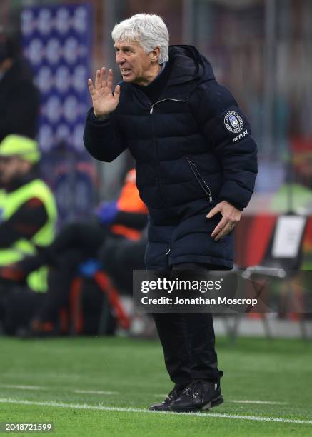 Gian Piero Gasperini Head coach of Atalanta reacts during the Serie A TIM match between AC Milan and Atalanta BC at Stadio Giuseppe Meazza on...