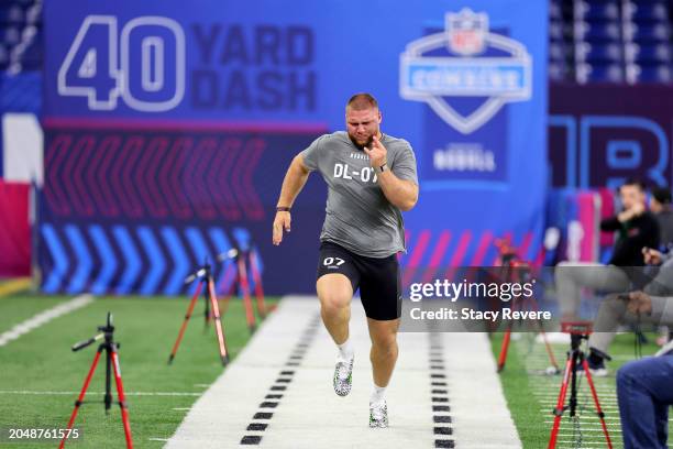 Braden Fiske #DL07 of the Florida State participates in the 40-yard dash during the NFL Combine at Lucas Oil Stadium on February 29, 2024 in...