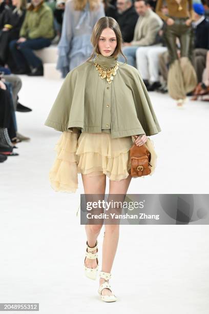Model walks the runway during the Chloé Womenswear Fall/Winter 2024-2025 show as part of Paris Fashion Week on February 29, 2024 in Paris, France.
