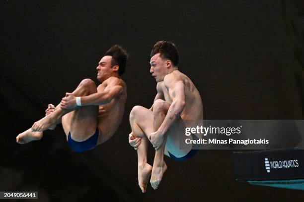 Thomas Daley and Noah Williams of Great Britain compete in the Men's 10m Synchronized Platform Final during the World Aquatics Diving World Cup at...