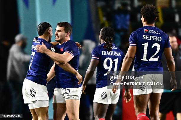 France's Antoine Dupont and teammates celebrate after winning the 2024 HSBC Rugby Sevens Los Angeles tournament final men's match against Great...