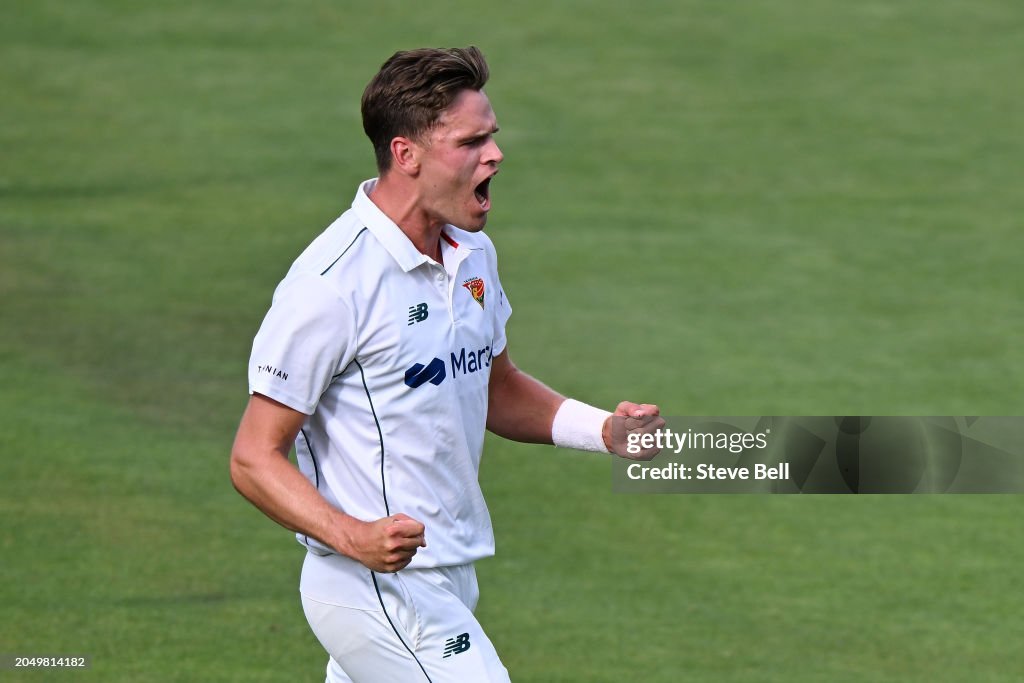 Sheffield Shield - TAS v VIC: Day 1