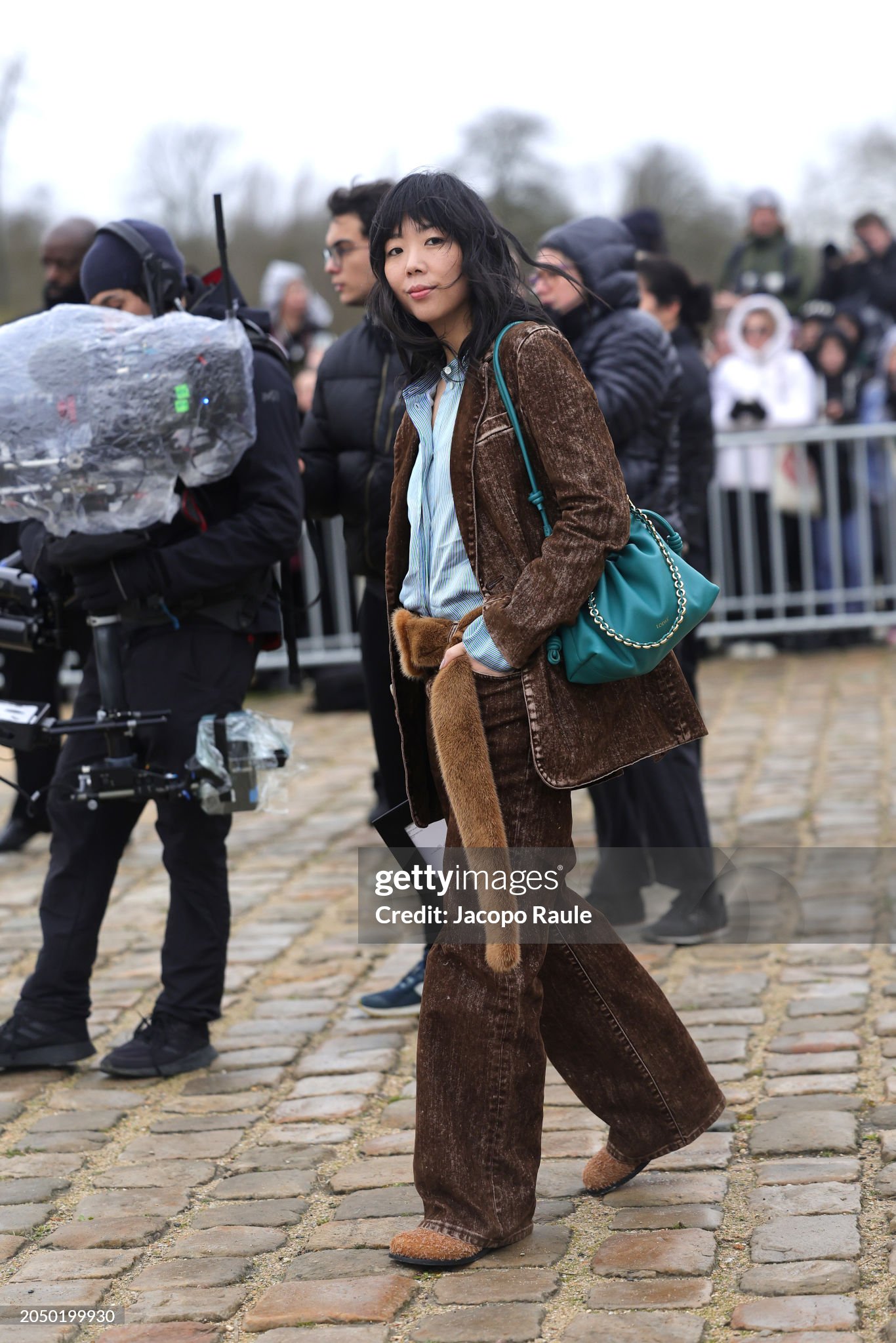 paris-france-susie-lau-attends-the-loewe-womenswear-fall-winter-2024-2025-show-as-part-of.jpg