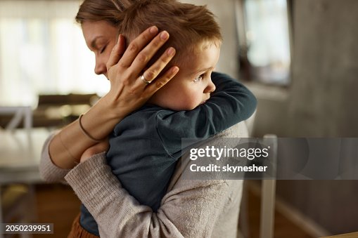 Don't worry sweetie, mommy is here! Don't worry sweetie, mommy is here!