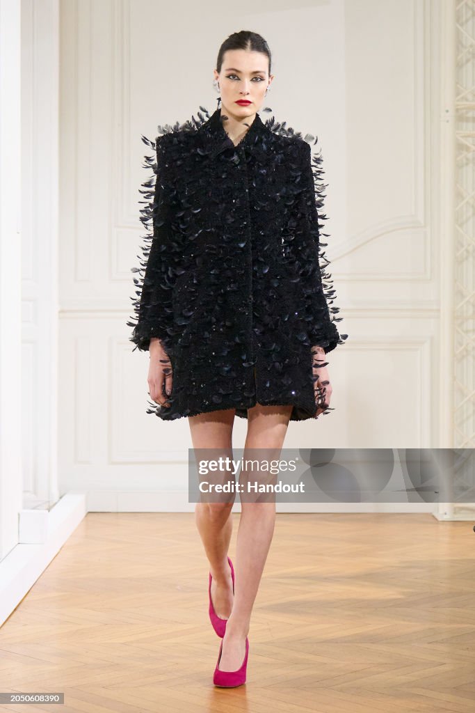 Givenchy : Runway - Paris Fashion Week - Womenswear Fall/Winter 2024-2025