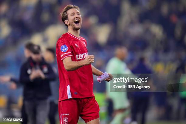 Michel Vlap of FC Twente celebrating the victory during the Dutch Eredivisie match between Vitesse and FC Twente at the GelreDome on March 2, 2024 in...