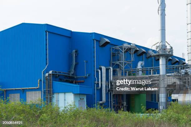 Factory Building Cladding Industrial Cladding Photos and Premium High Res Pictures - Getty Images