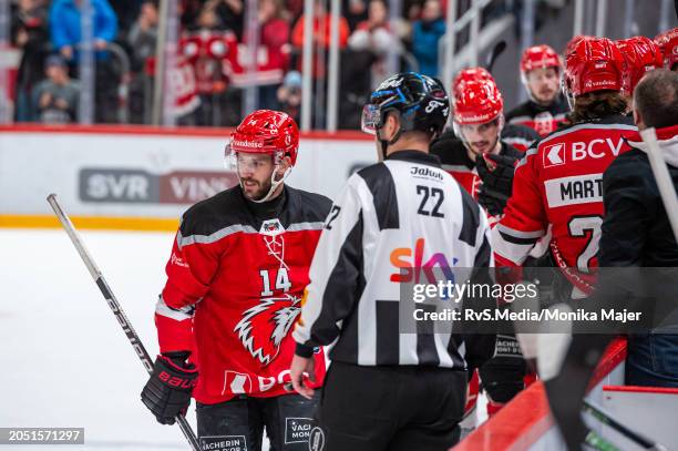 Jason Fuchs of Lausanne HC celebrates his goal with teammates during the National League match between Lausanne HC and EV Zug at Vaudoise Arena on...