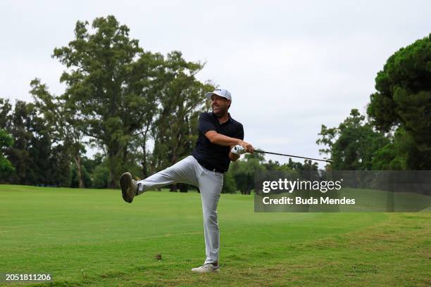 Erik Compton of the United States plays a shot on the 18th hole during the second round of the 117 Visa Argentina Open presented by Macro at Olivos...