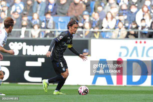 Takashi USAMI of Gamba Osaka in action during the J.LEAGUE MEIJI YASUDA J1 2nd Sec. Match between Gamba Osaka and Albirex Niigata at Panasonic...