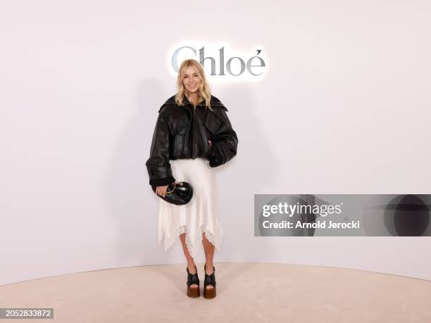 Sienna Miller attends the Chloé Womenswear Fall/Winter 2024-2025 show as part of Paris Fashion Week on February 29, 2024 in Paris, France.