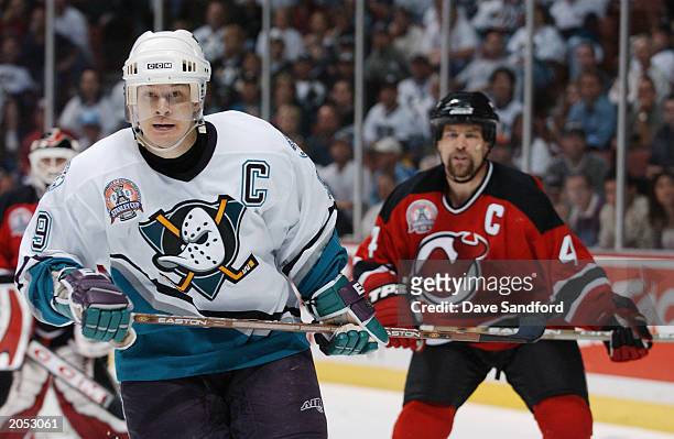 Paul Kariya of the Mighty Ducks of Anaheim skates against the New Jersey Devils in game three of the 2003 Stanley Cup Finals May 31, 2003 at...