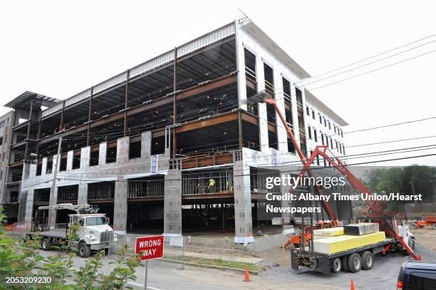 Construction continues on Albany Medical Center's new Patient Pavilion at the corner of New Scotland and Myrtle Avenues on Thursday, June 4, 2015 in...