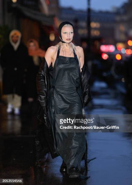 Julia Fox is seen heading to the Ann Demeulemeester show during Paris Fashion Week on March 02, 2024 in Paris, France.