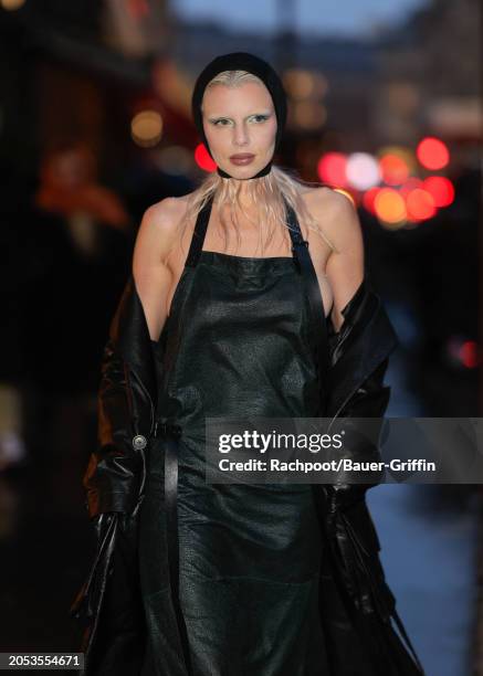 Julia Fox is seen heading to the Ann Demeulemeester show during Paris Fashion Week on March 02, 2024 in Paris, France.