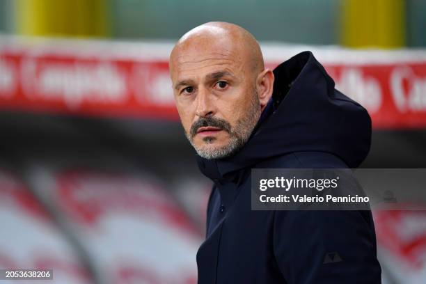 Vincenzo Italiano, Head Coach of ACF Fiorentina, looks on prior to the Serie A TIM match between Torino FC and ACF Fiorentina at Stadio Olimpico di...