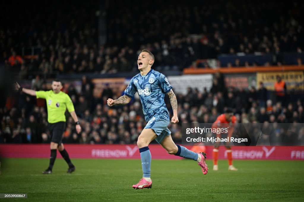 Luton Town v Aston Villa - Premier League