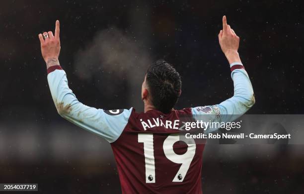 West Ham United's Edson Alvarez celebrates scoring his side's third goal during the Premier League match between Everton FC and West Ham United at...