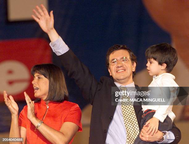 Joaquin Lavin, Chilean president candidate, celebrates with his wife Maria Estela Leon and his children in Santiago 12 December 1999, Joaquin Lavin,...