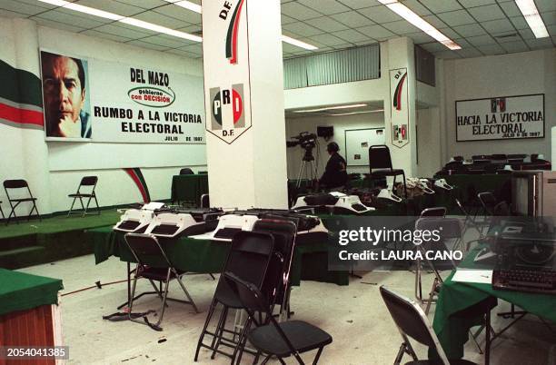 Aspecto de la sala de prensa donde el candidato del Partido Revolucionario Institucional Alfredo del Mazo reconociera su derrota 06 de Julio en la...