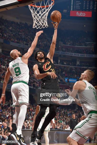 Jarrett Allen of the Cleveland Cavaliers shoots the ball during the game against the Boston Celtics on March 5, 2024 at Rocket Mortgage FieldHouse in...