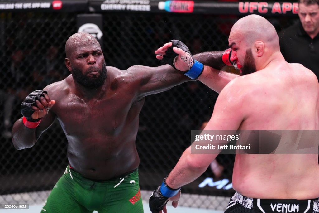 UFC Fight Night: Rozenstruik v Gaziev