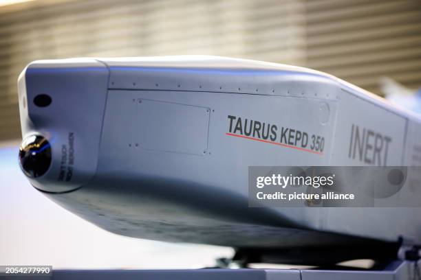 March 2024, Bavaria, Schrobenhausen: The German-Swedish air-to-ground cruise missile Taurus can be seen in a showroom at the European defense company...